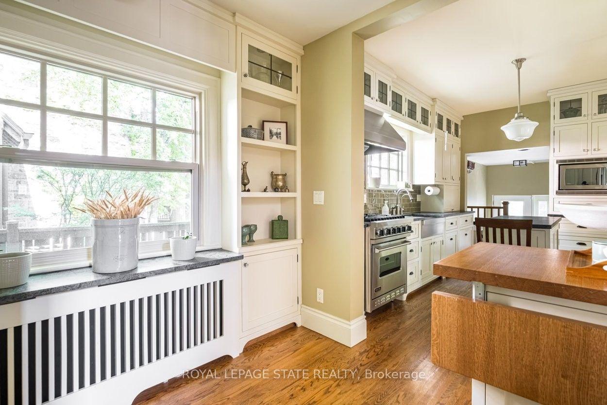 Photo 19 of 2 Oak Knoll Drive, Hamilton, Westdale — HOMEH