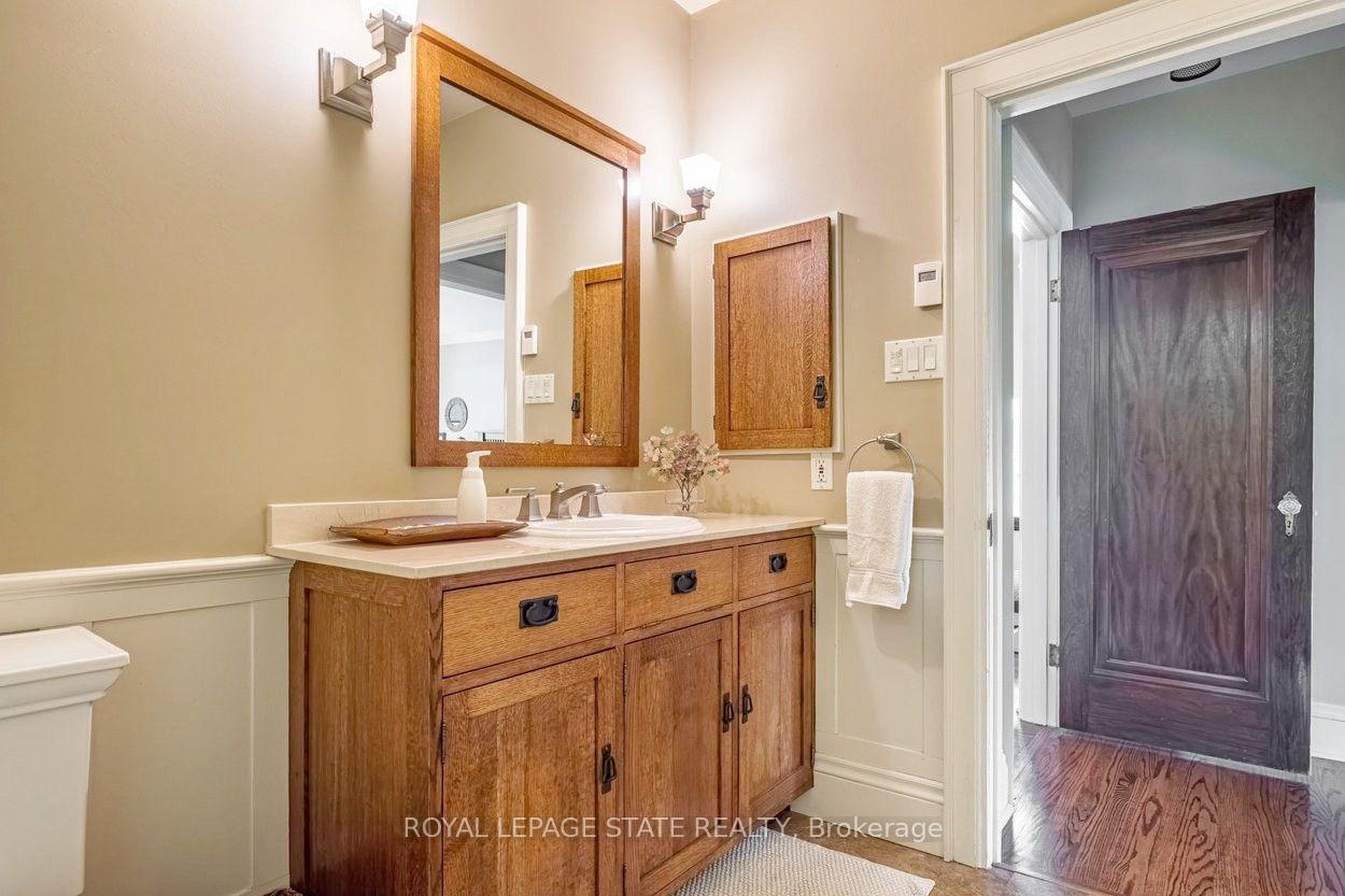 Photo 33 of 2 Oak Knoll Drive, Hamilton, Westdale — HOMEH