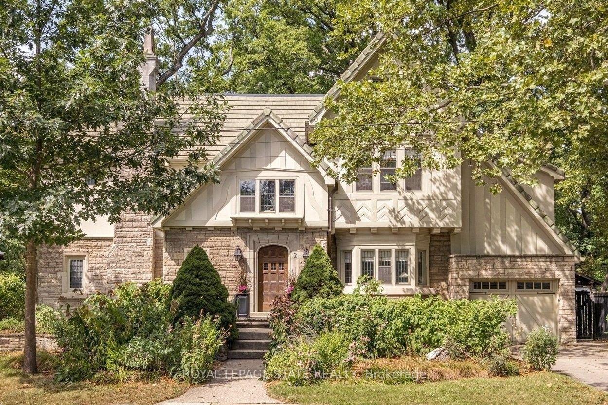 Photo of 2 Oak Knoll Drive