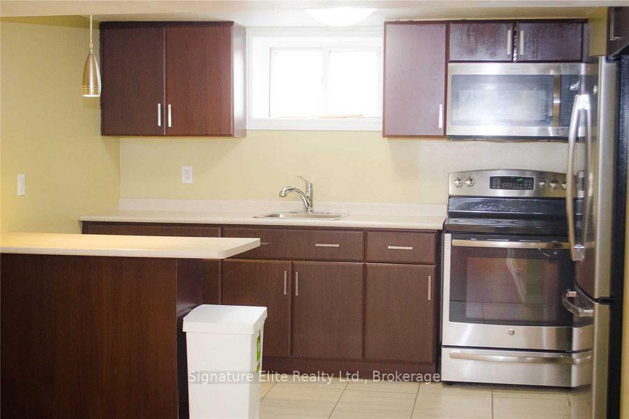 Photo 2 of Unit Lower, 7 Kencliff Crescent, Scarborough, Bendale — HOMEH