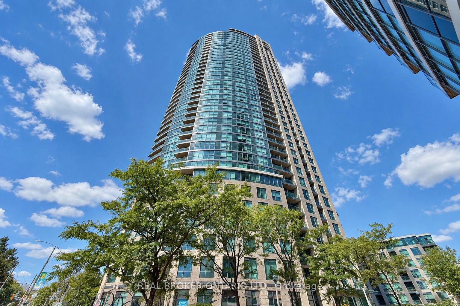 Front of Unit 1909, 219 Fort York Boulevard