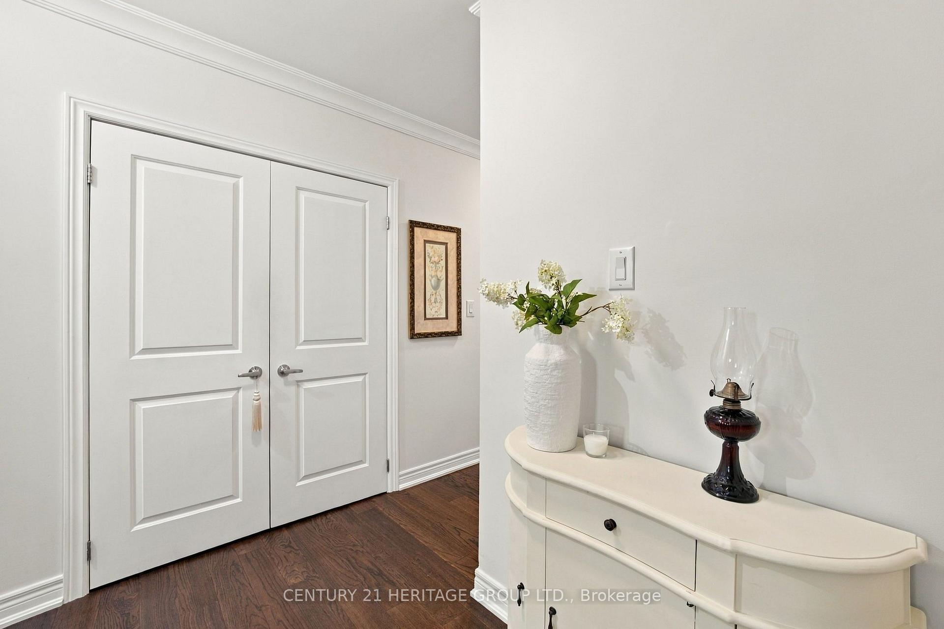 Photo 4 of Unit 303, 350 Concession Street, Hamilton, Inch Park — HOMEH