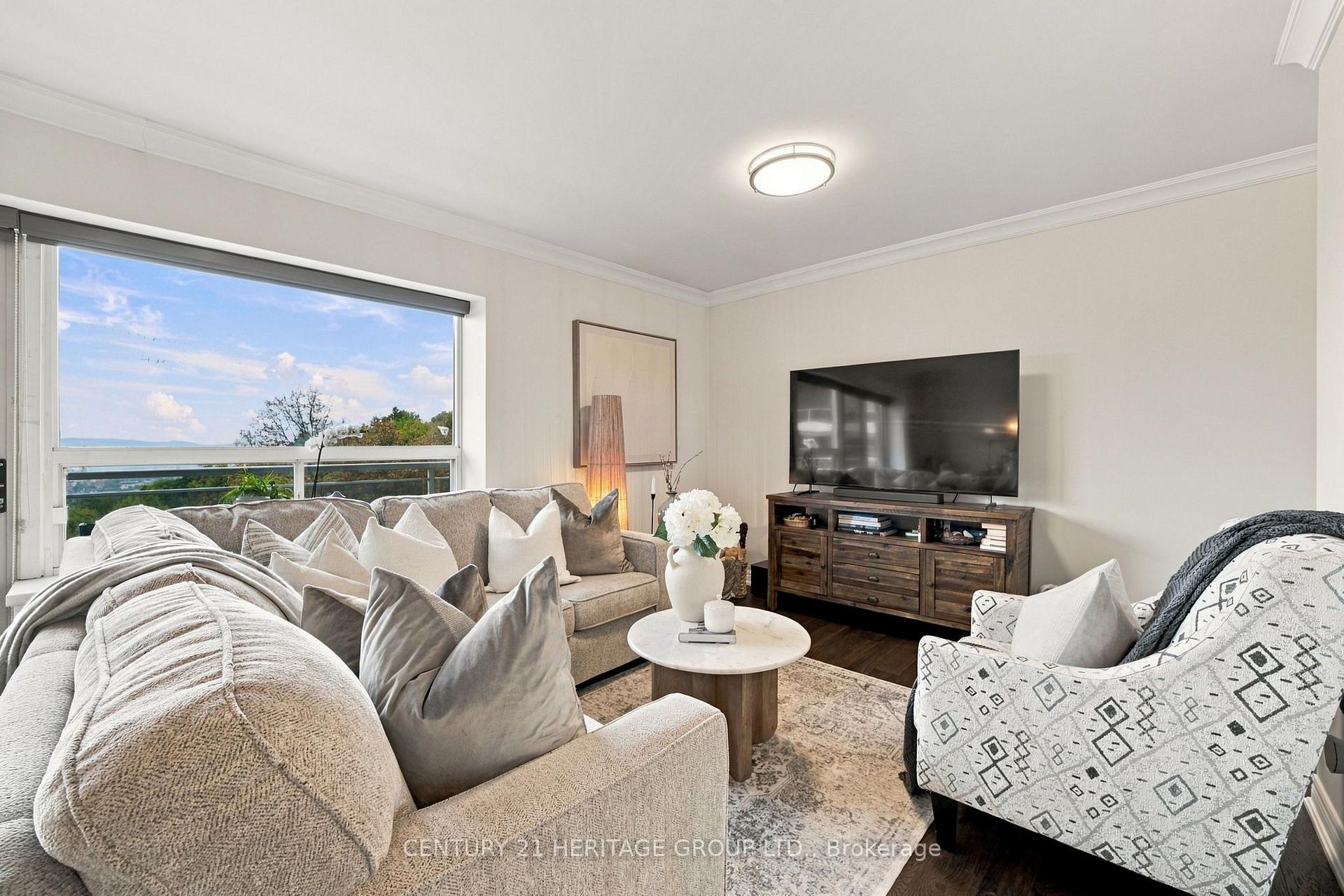 Photo 10 of Unit 303, 350 Concession Street, Hamilton, Inch Park — HOMEH