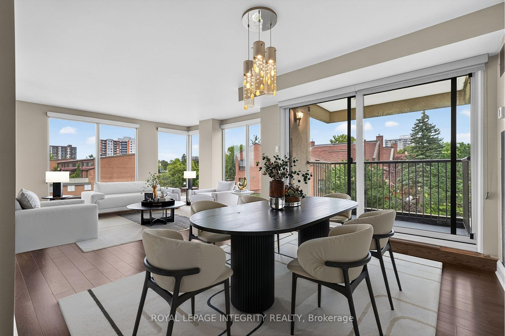 Photo 8 of Unit 302, 545 St. Laurent Boulevard, Ottawa, Viscount Alexander Park — HOMEH