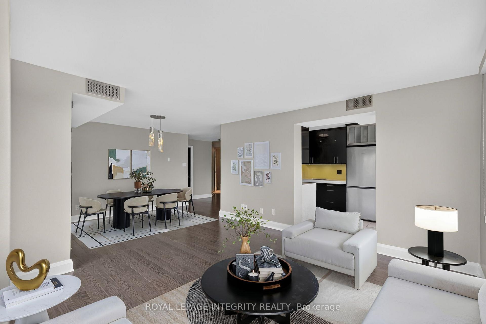 Photo 9 of Unit 302, 545 St. Laurent Boulevard, Ottawa, Viscount Alexander Park — HOMEH