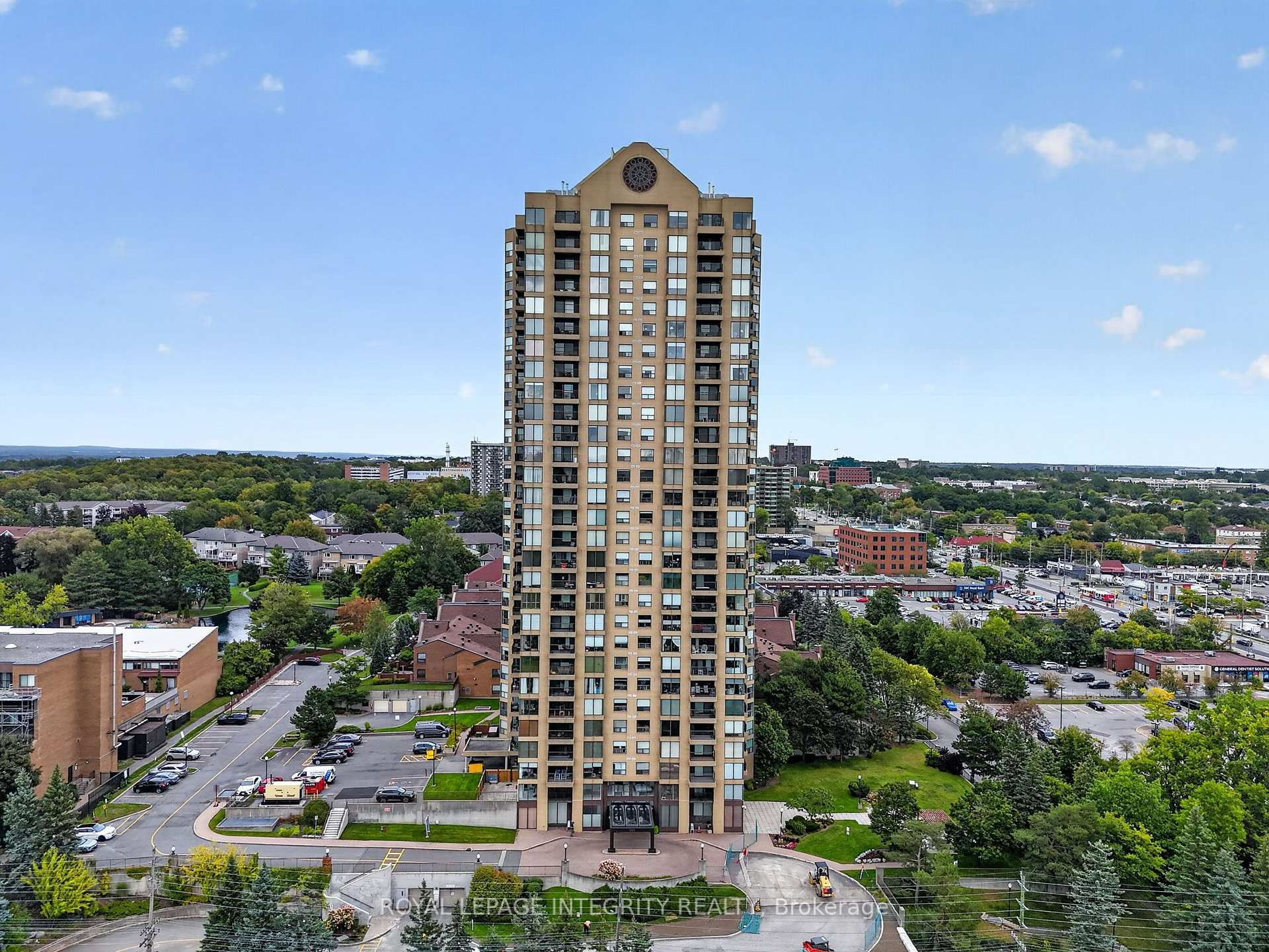 Photo 50 of Unit 302, 545 St. Laurent Boulevard, Ottawa, Viscount Alexander Park — HOMEH