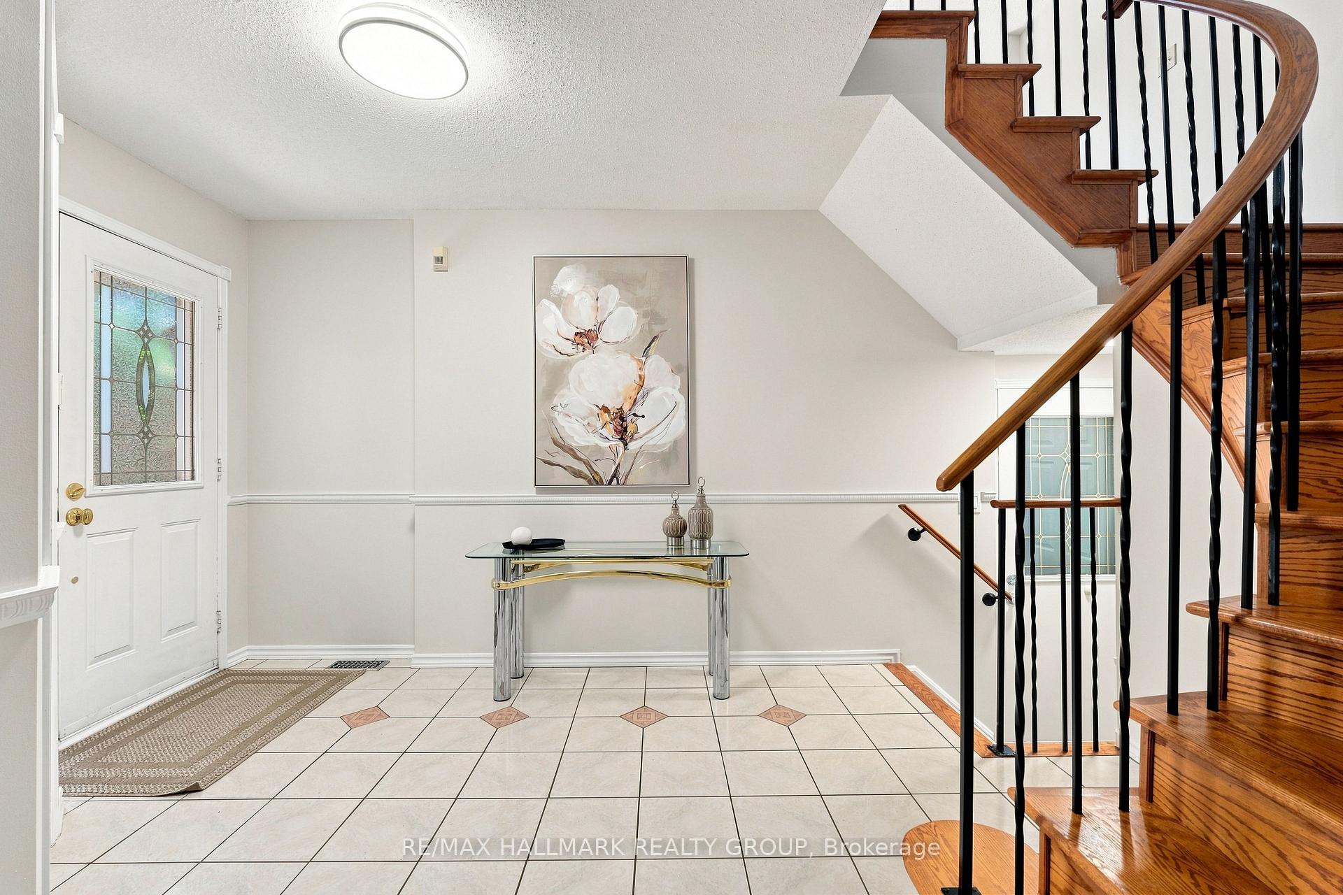 Photo 4 of 609 Tourelle Drive, Ottawa, Fallingbrook/Gardenway South — HOMEH