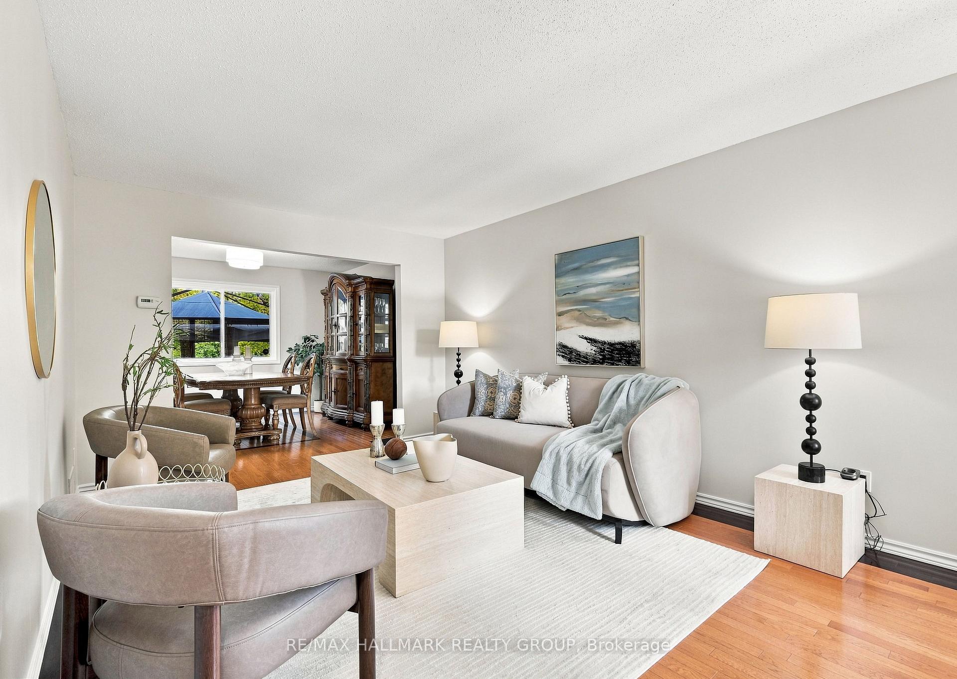 Photo 5 of 609 Tourelle Drive, Ottawa, Fallingbrook/Gardenway South — HOMEH