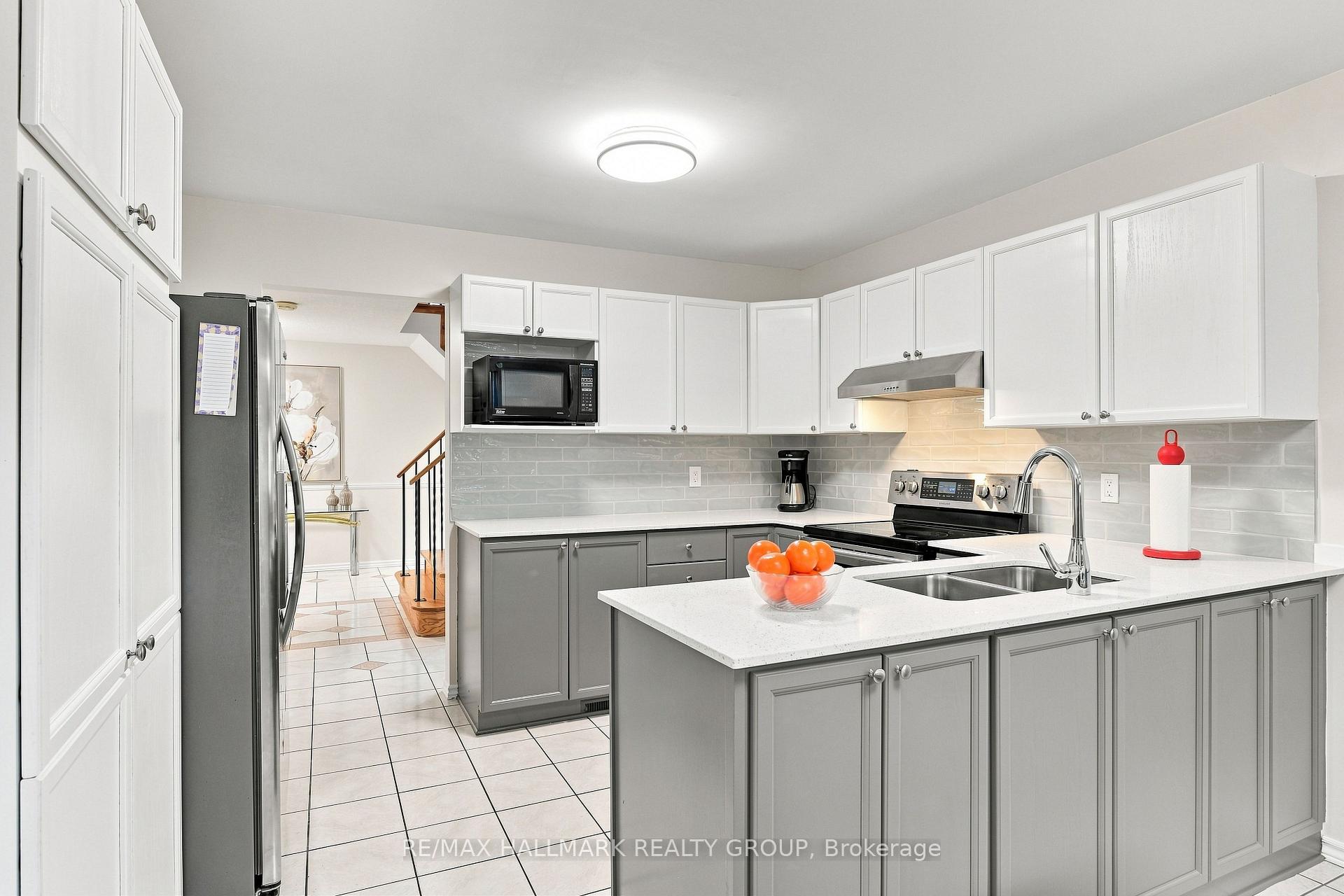 Photo 15 of 609 Tourelle Drive, Ottawa, Fallingbrook/Gardenway South — HOMEH
