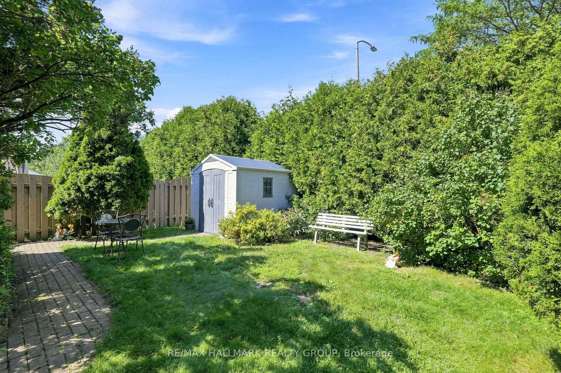 Photo 37 of 609 Tourelle Drive, Ottawa, Fallingbrook/Gardenway South — HOMEH