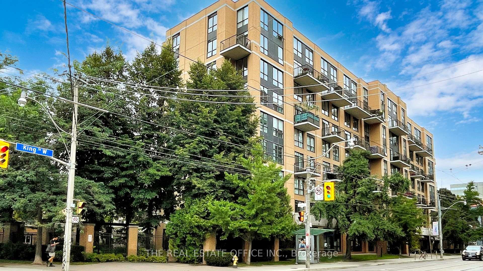 Photo 1 of Unit 405, 800 King Street W, Toronto, Niagara — HOMEH
