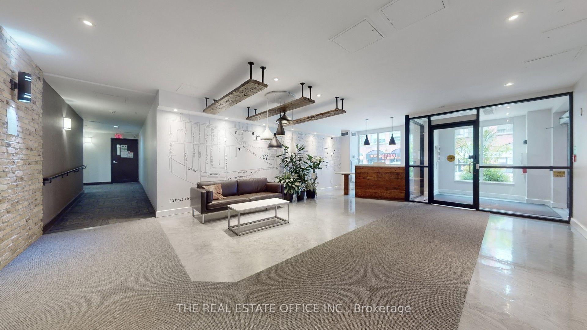 Photo 3 of Unit 405, 800 King Street W, Toronto, Niagara — HOMEH