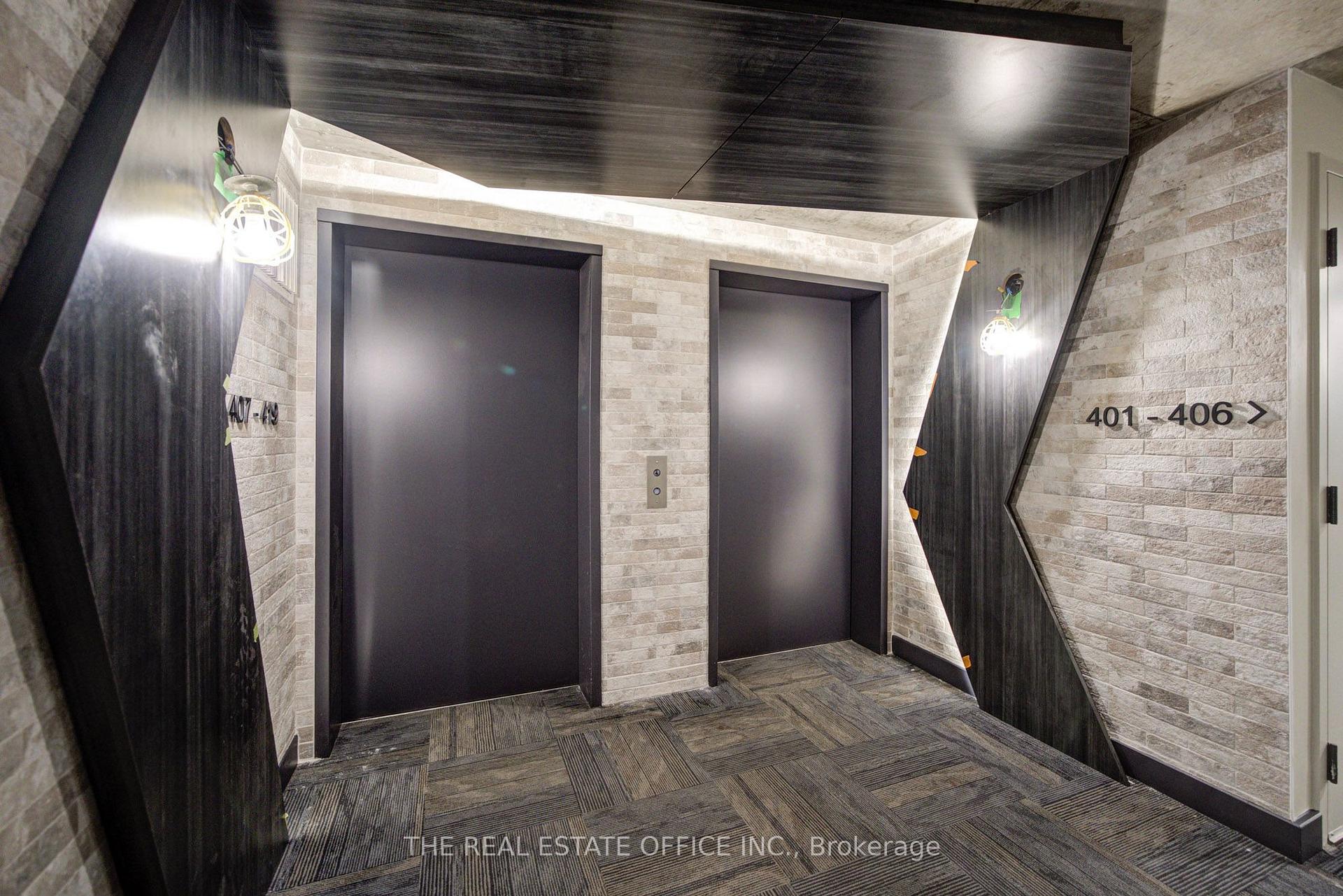 Photo 4 of Unit 405, 800 King Street W, Toronto, Niagara — HOMEH