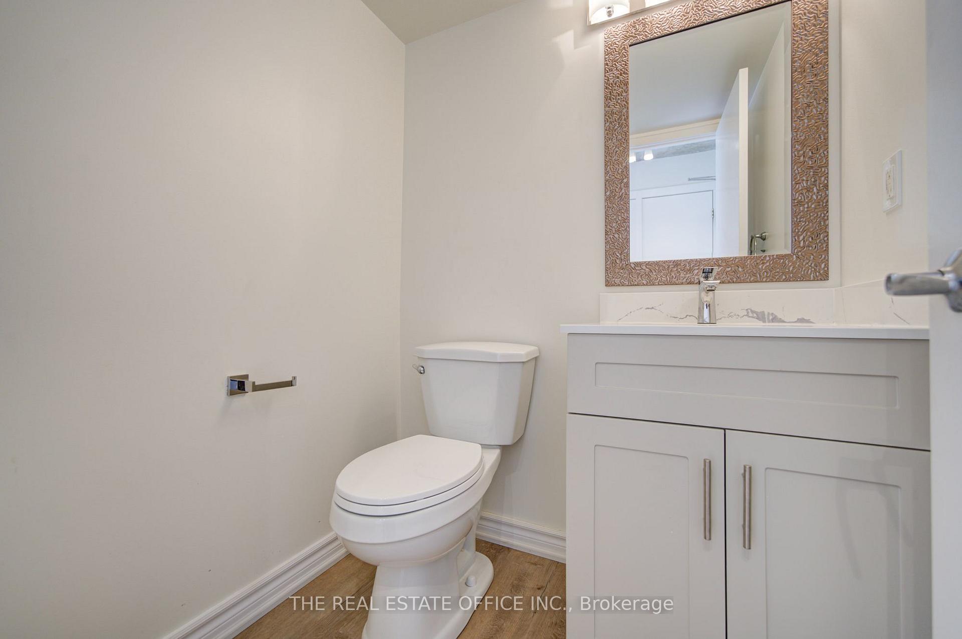 Photo 8 of Unit 405, 800 King Street W, Toronto, Niagara — HOMEH