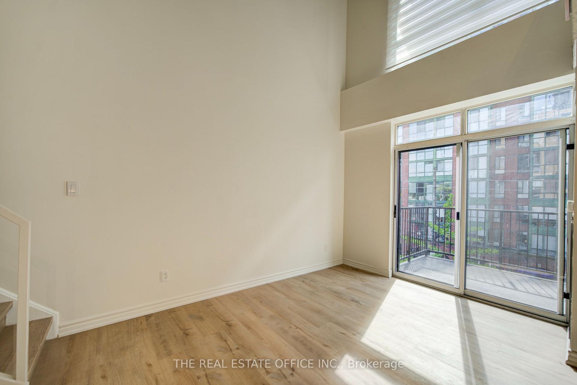 Photo 10 of Unit 405, 800 King Street W, Toronto, Niagara — HOMEH