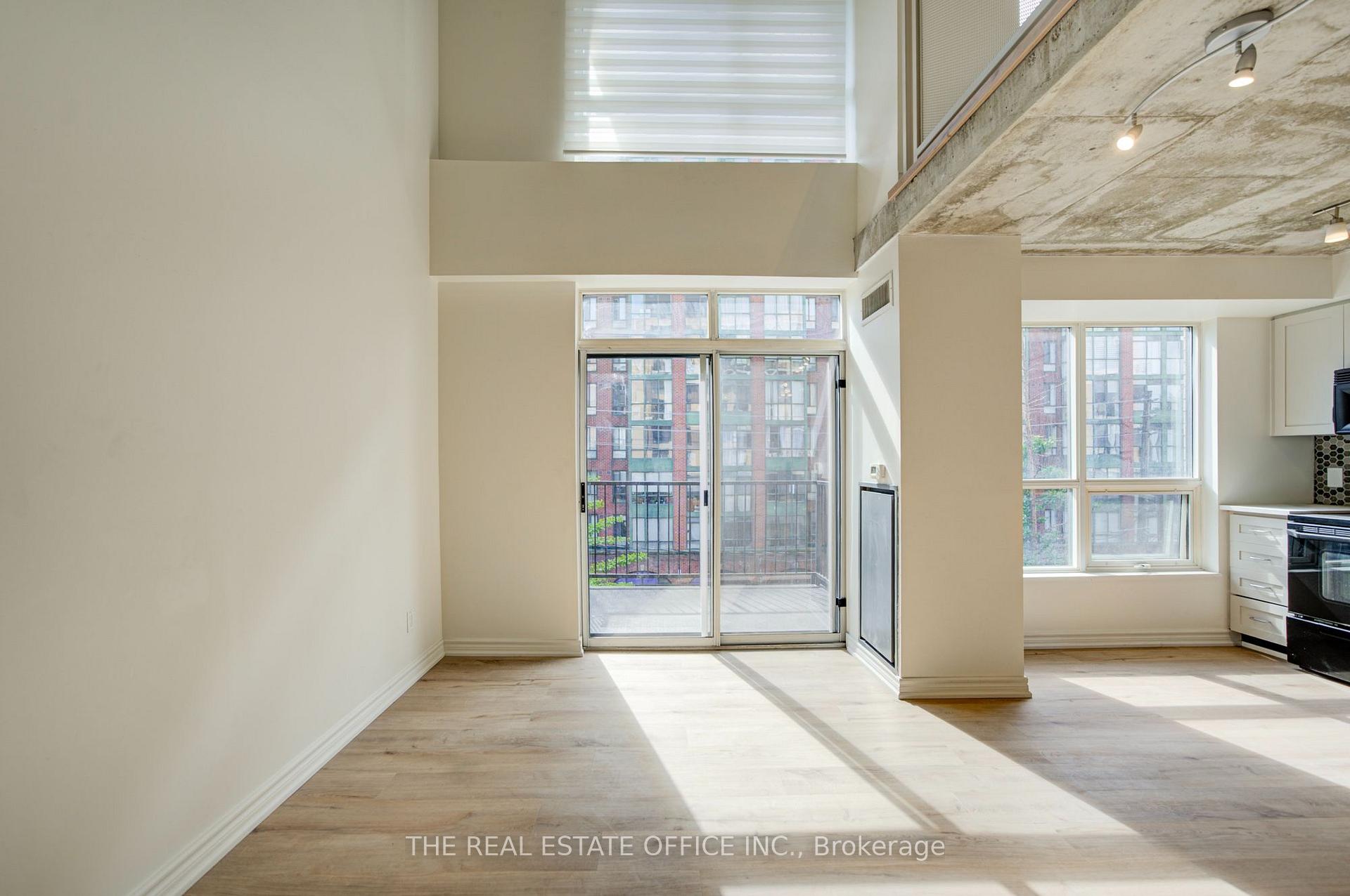 Photo 11 of Unit 405, 800 King Street W, Toronto, Niagara — HOMEH