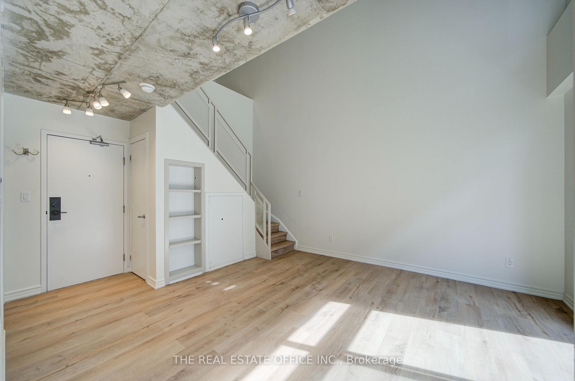 Photo 14 of Unit 405, 800 King Street W, Toronto, Niagara — HOMEH