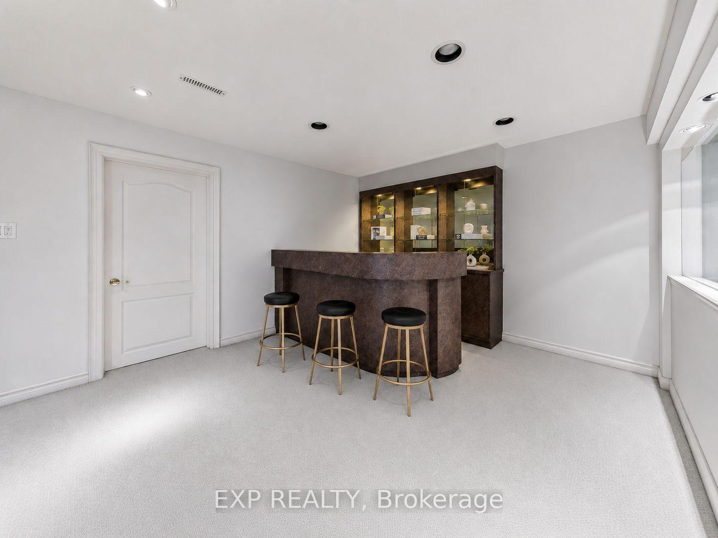 Photo 57 of 19 Springbrook Drive, Richmond Hill, Langstaff — HOMEH