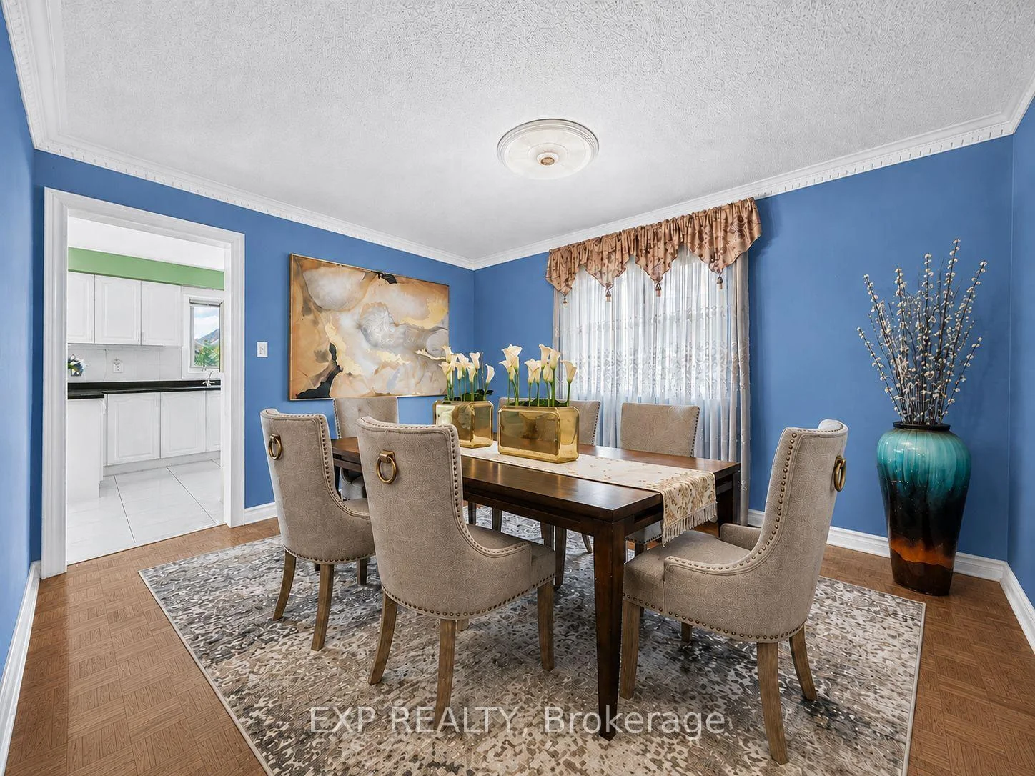 Photo 16 of 19 Springbrook Drive, Richmond Hill, Langstaff — HOMEH