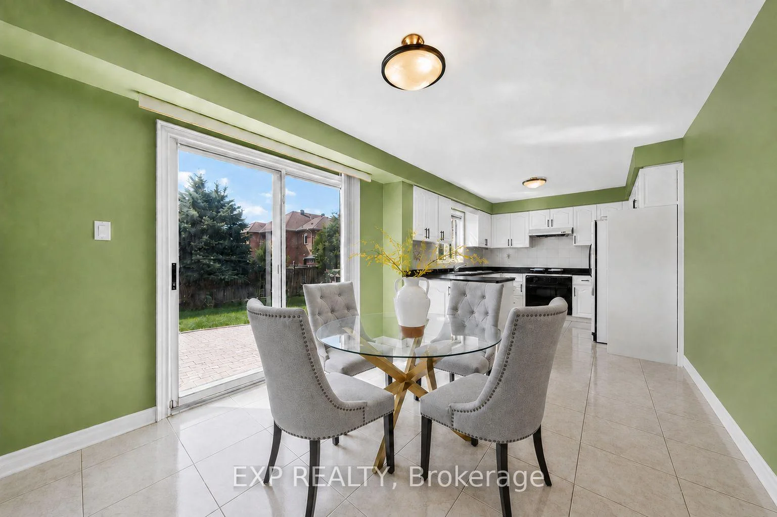 Photo 28 of 19 Springbrook Drive, Richmond Hill, Langstaff — HOMEH