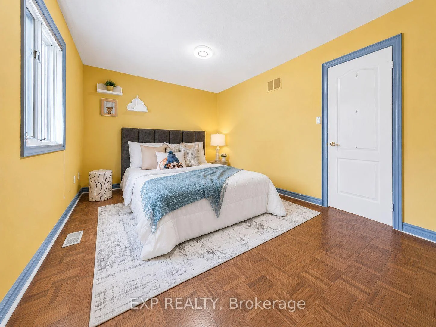 Photo 54 of 19 Springbrook Drive, Richmond Hill, Langstaff — HOMEH