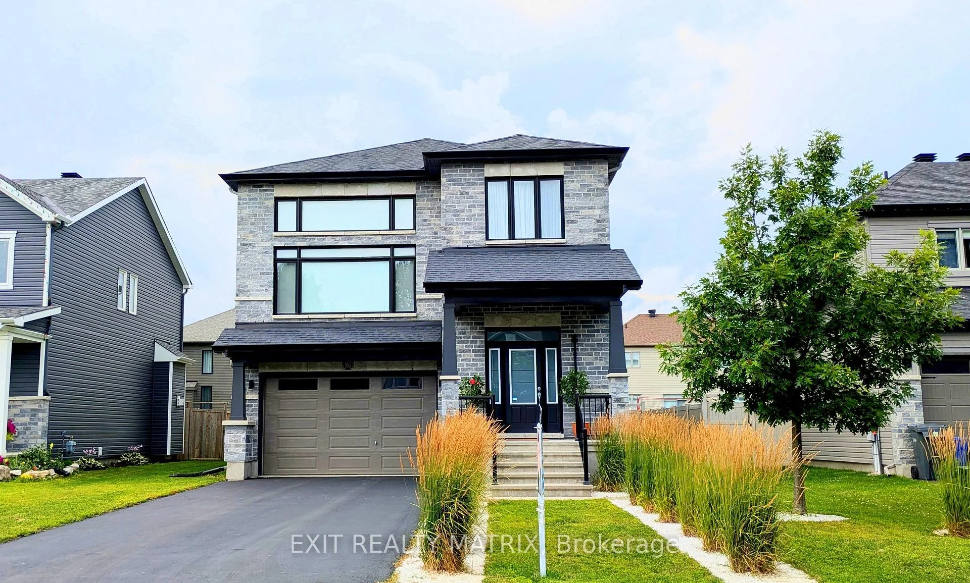 Photo of 865 Cologne Street