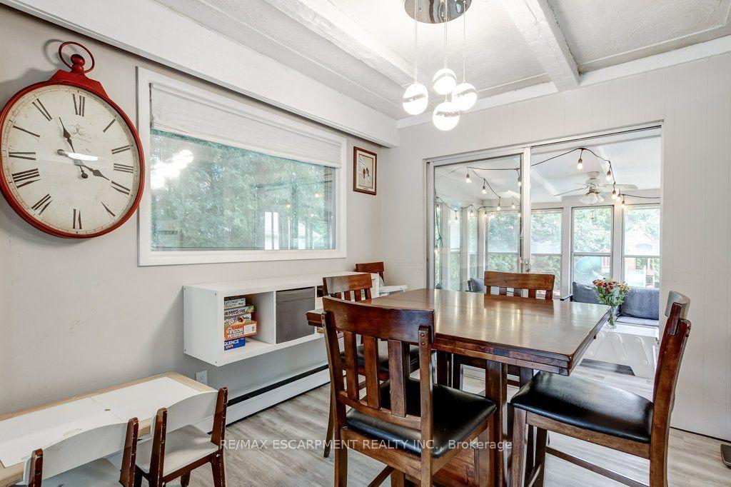 Photo 10 of 56 Barton Street, Hamilton, Waterdown — HOMEH