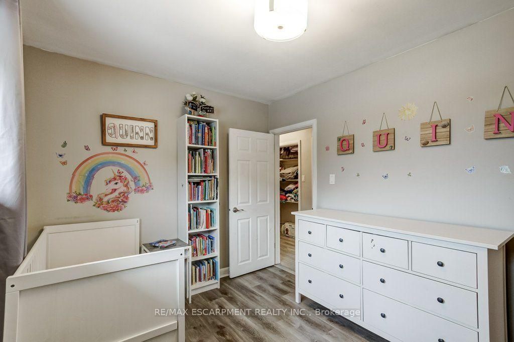 Photo 19 of 56 Barton Street, Hamilton, Waterdown — HOMEH