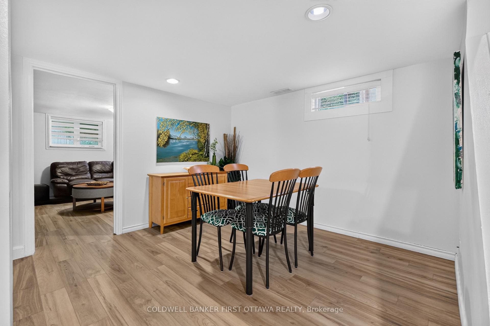 Photo 7 of 702 Crystal Street, Ottawa, Carson Meadows — HOMEH