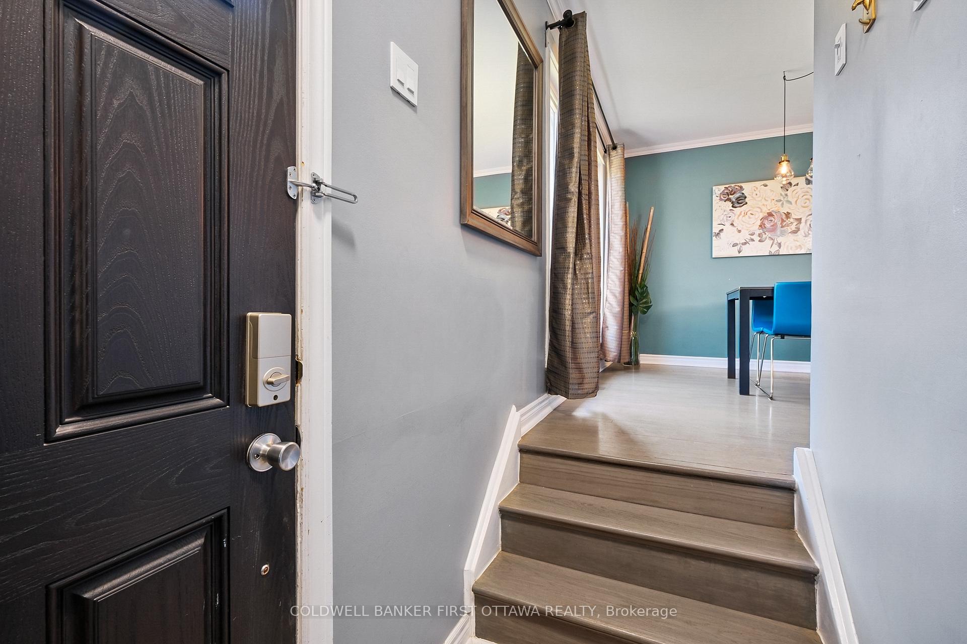 Photo 16 of 702 Crystal Street, Ottawa, Carson Meadows — HOMEH