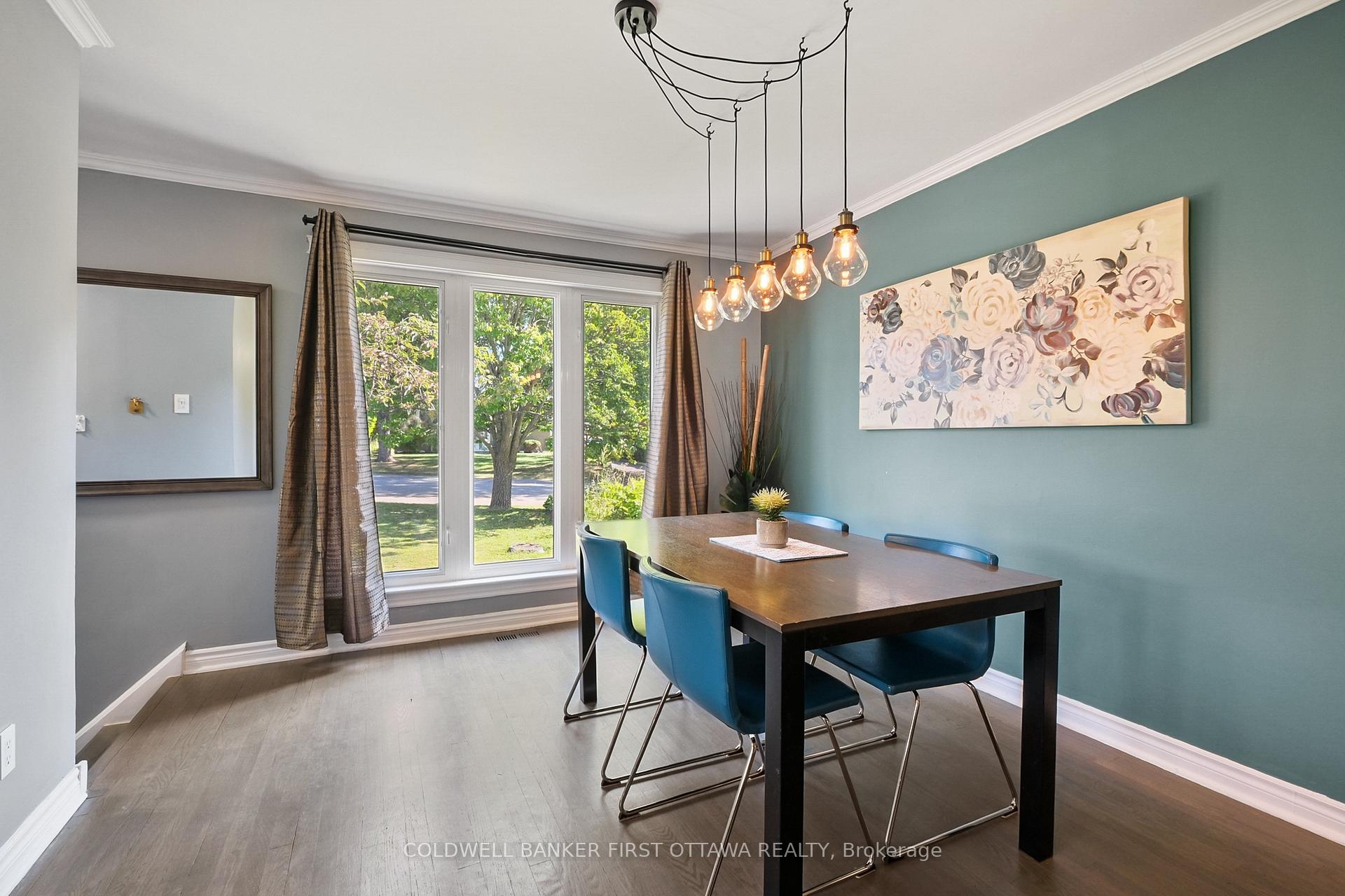 Photo 18 of 702 Crystal Street, Ottawa, Carson Meadows — HOMEH