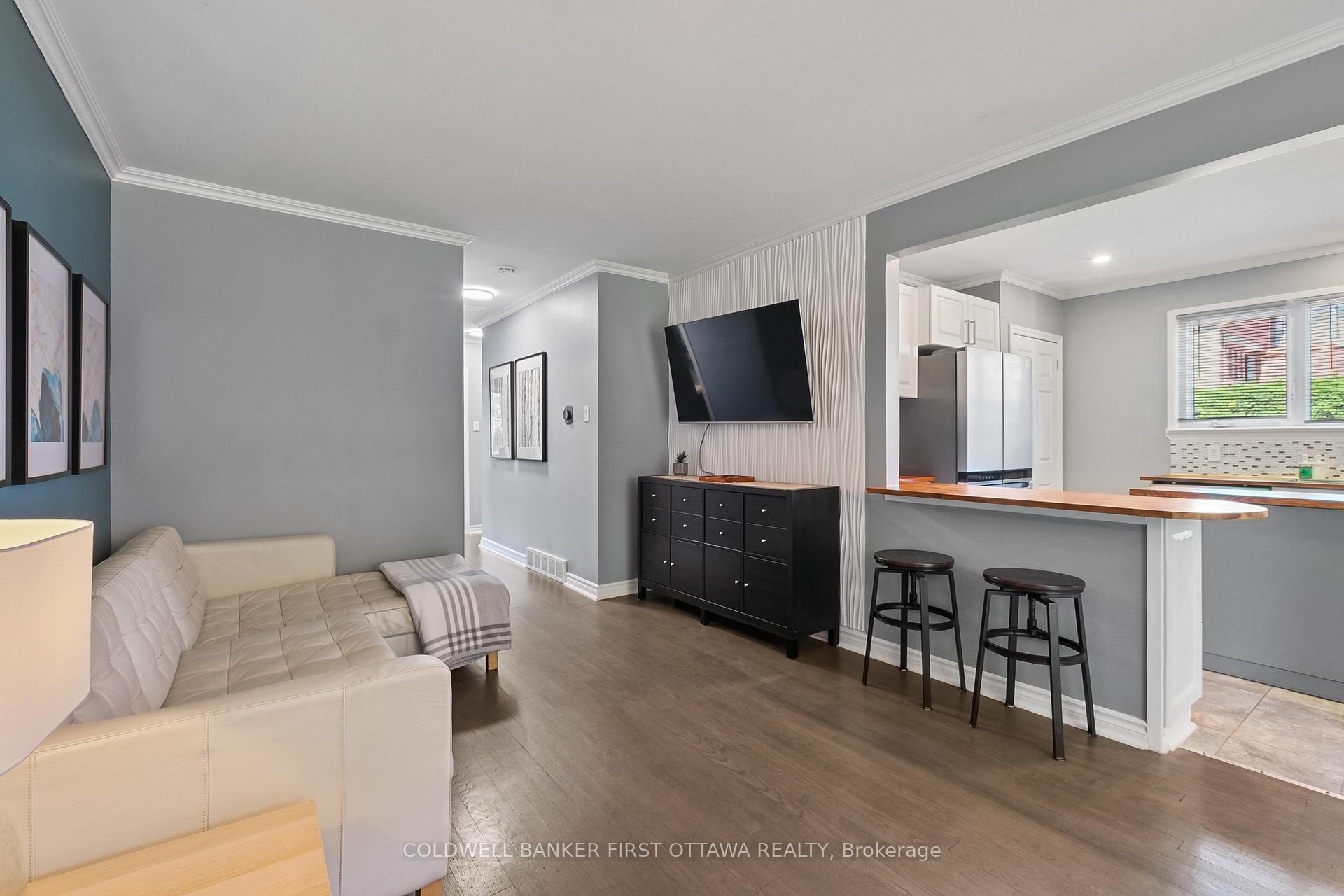 Photo 31 of 702 Crystal Street, Ottawa, Carson Meadows — HOMEH