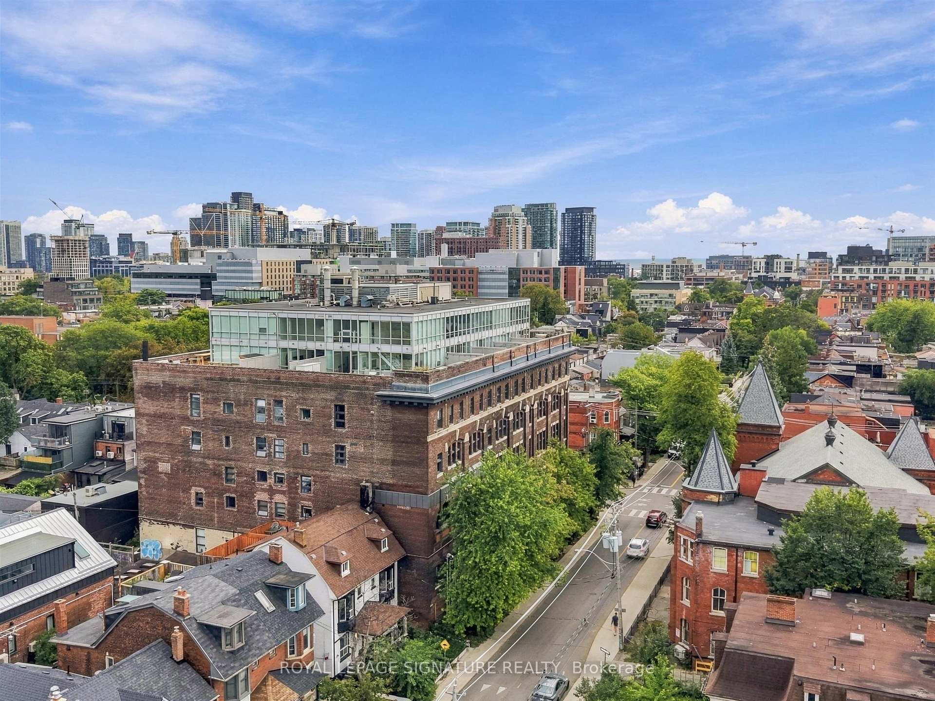 Photo 34 of Unit 404, 183 Dovercourt Road, Toronto, Trinity-Bellwoods — HOMEH