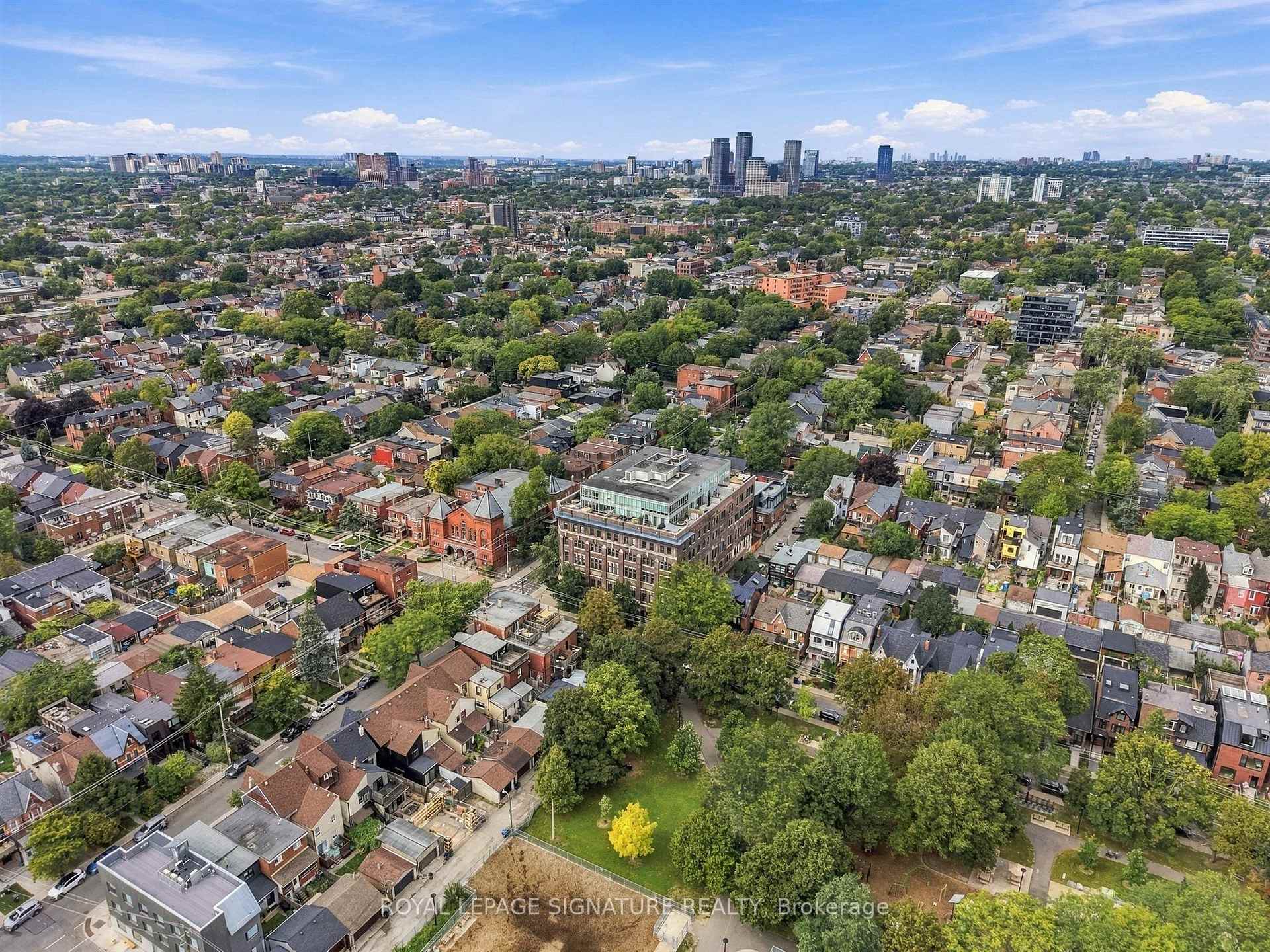 Photo 42 of Unit 404, 183 Dovercourt Road, Toronto, Trinity-Bellwoods — HOMEH
