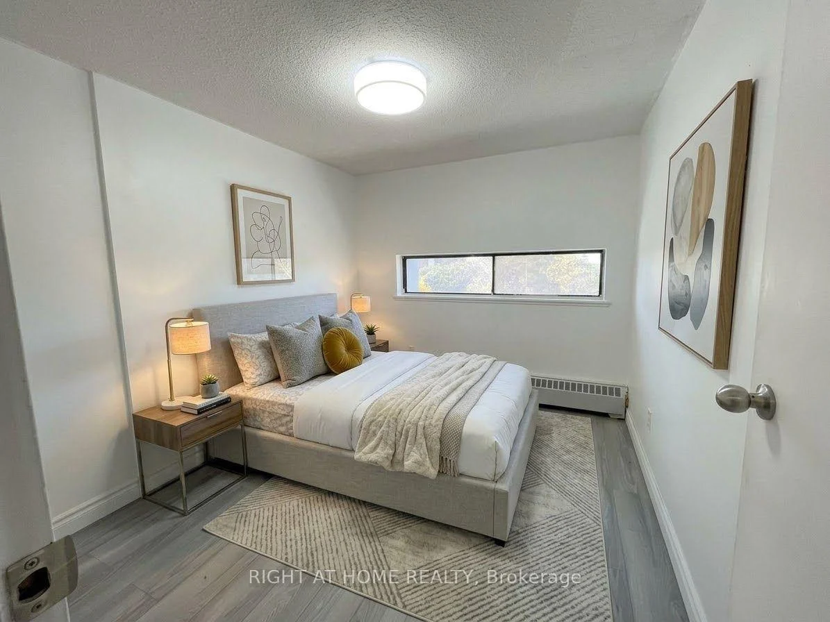 Photo 3 of Unit 503, 4689 Jane Street, North York, Black Creek — HOMEH