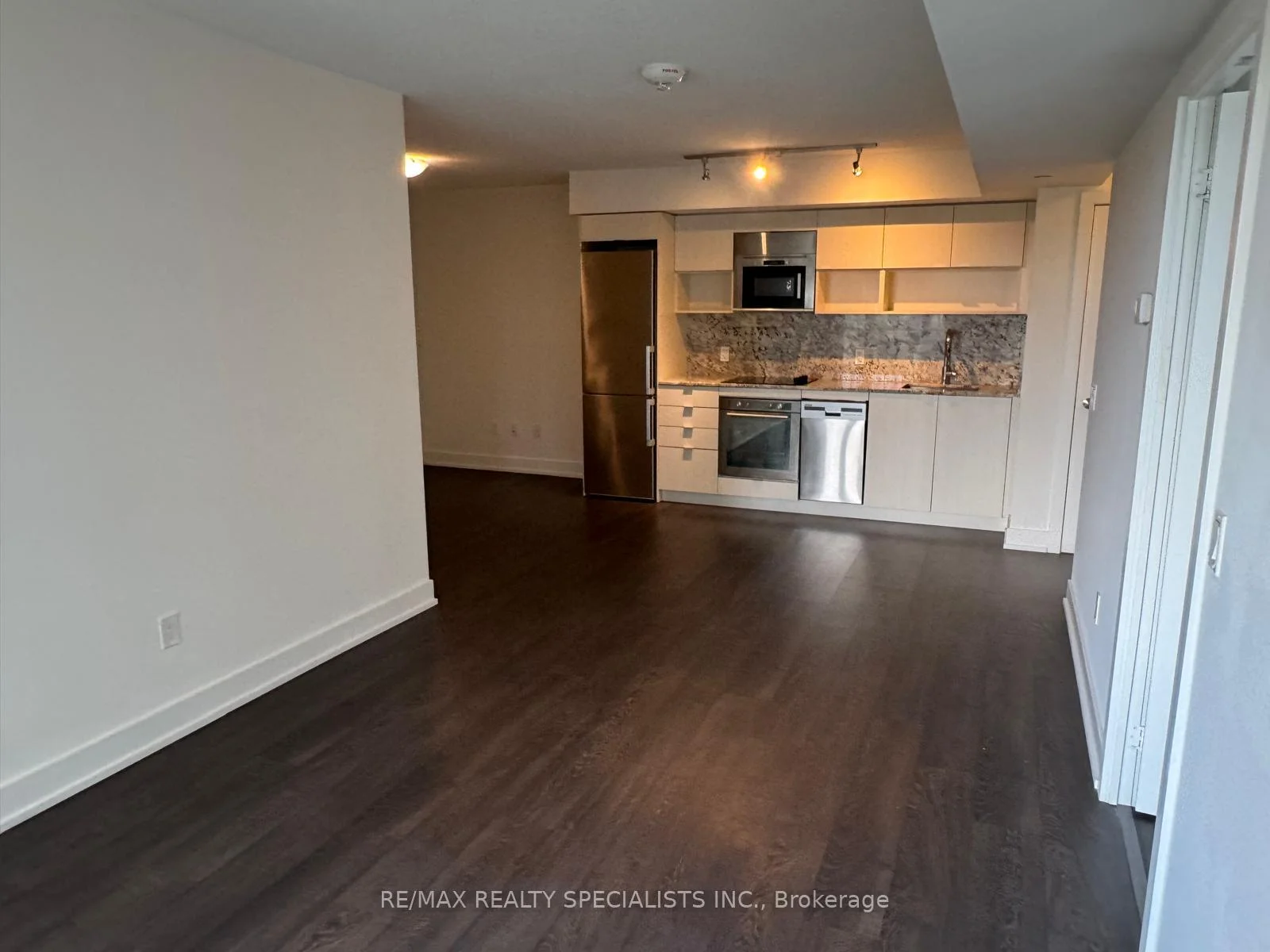 Photo 4 of Unit 1406, 7 Mabelle Avenue, Etobicoke, Islington-City Centre West — HOMEH