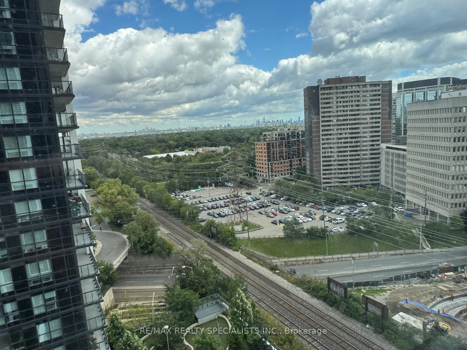 Photo 10 of Unit 1406, 7 Mabelle Avenue, Etobicoke, Islington-City Centre West — HOMEH