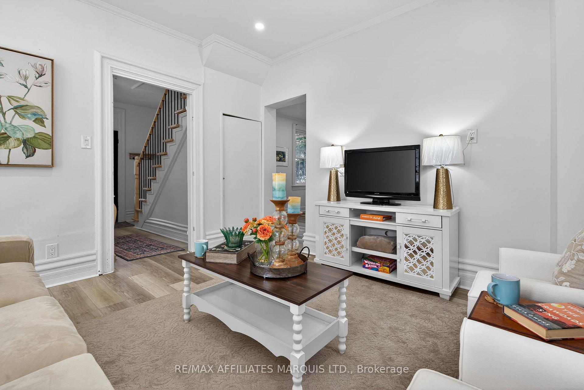 Photo 10 of 326 Third Street E, Cornwall, Cornwall — HOMEH