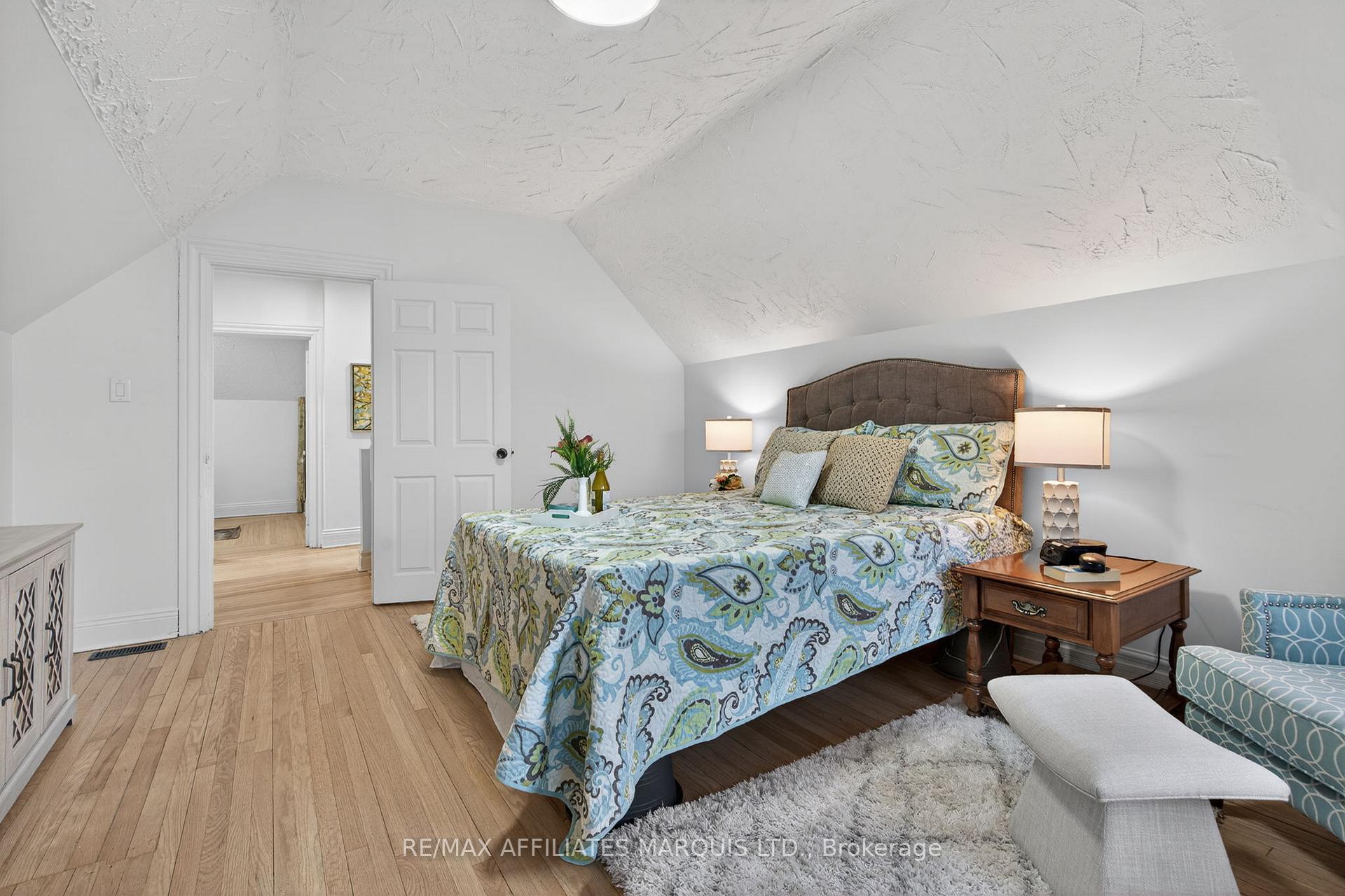 Photo 31 of 326 Third Street E, Cornwall, Cornwall — HOMEH