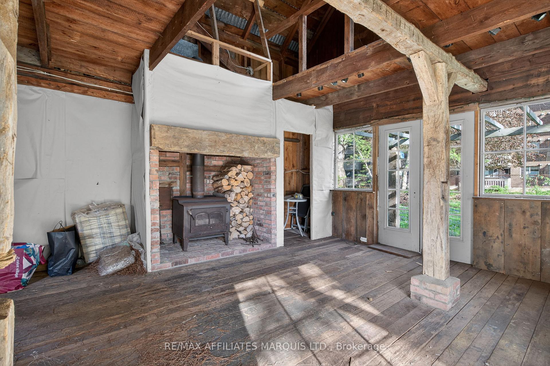 Photo 42 of 326 Third Street E, Cornwall, Cornwall — HOMEH