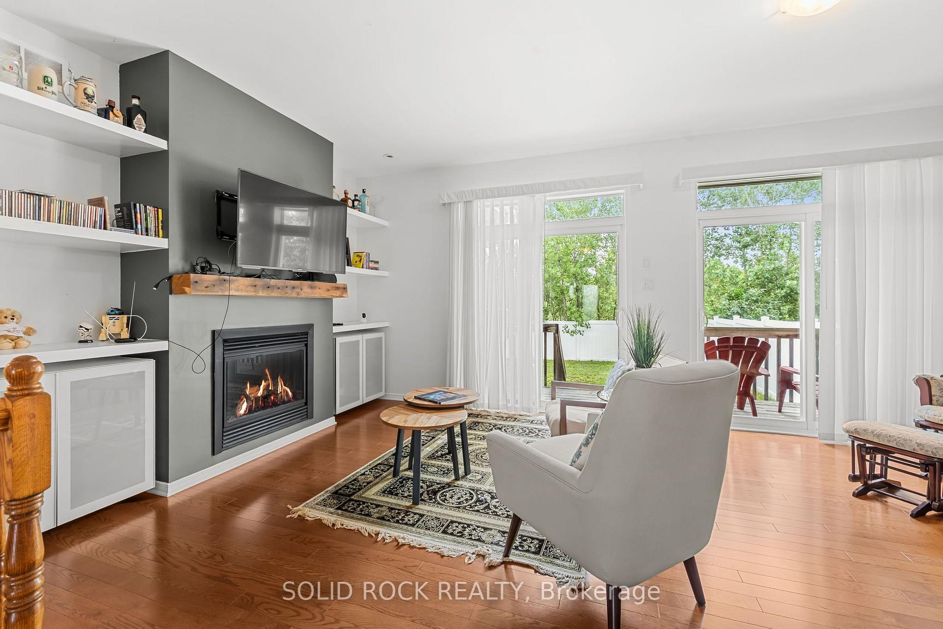 Photo 13 of 6617 Calwood Avenue E, Ottawa, Greely — HOMEH
