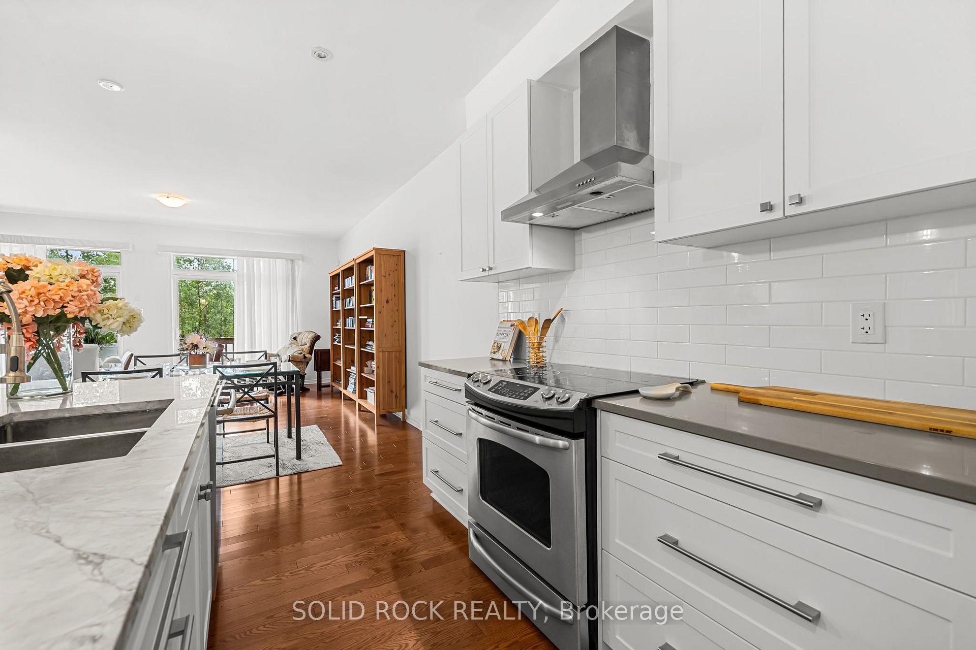 Photo 18 of 6617 Calwood Avenue E, Ottawa, Greely — HOMEH