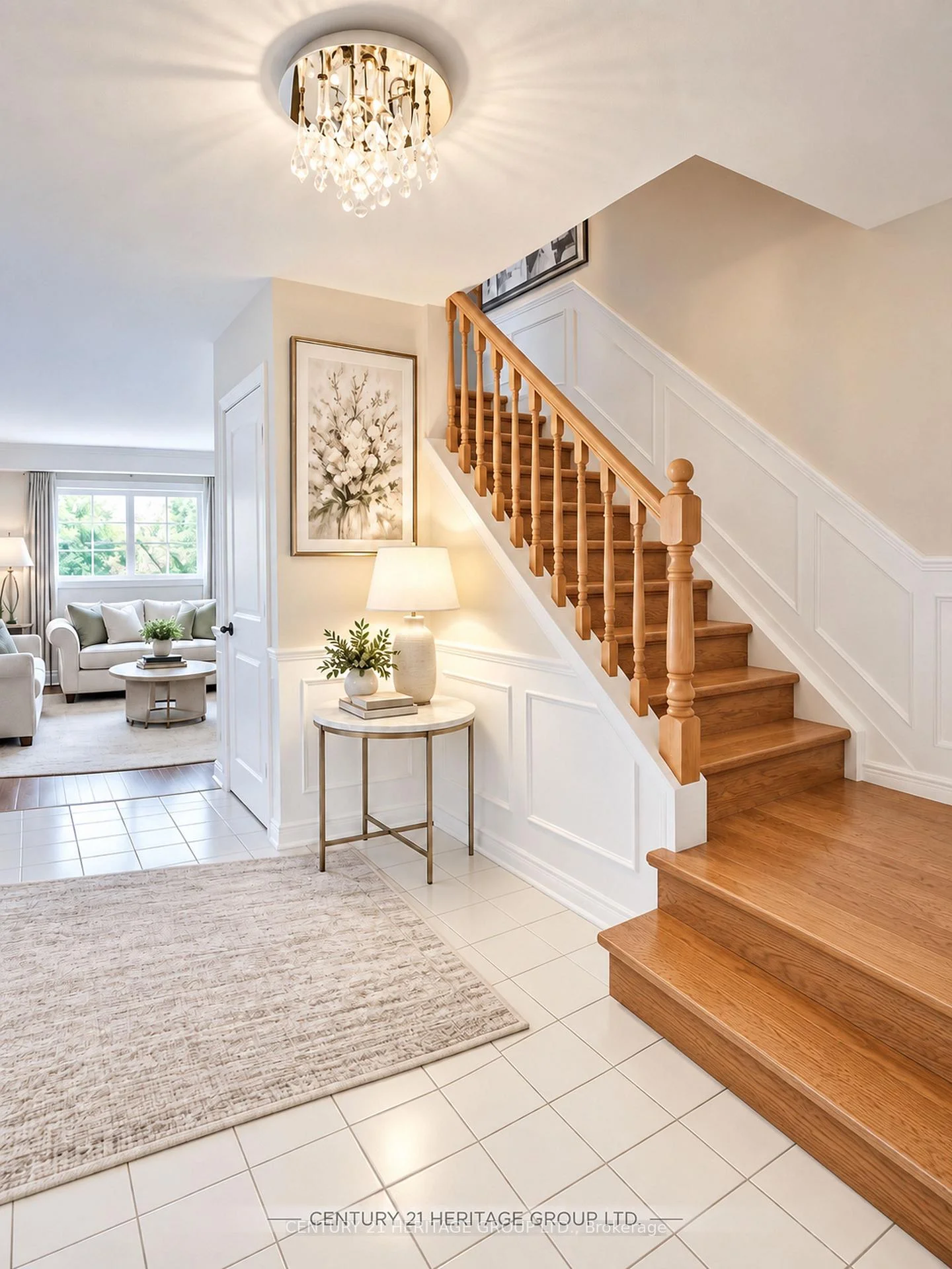 Photo 3 of Unit MAIN, 8 Park Lane Circle, Richmond Hill, South Richvale — HOMEH