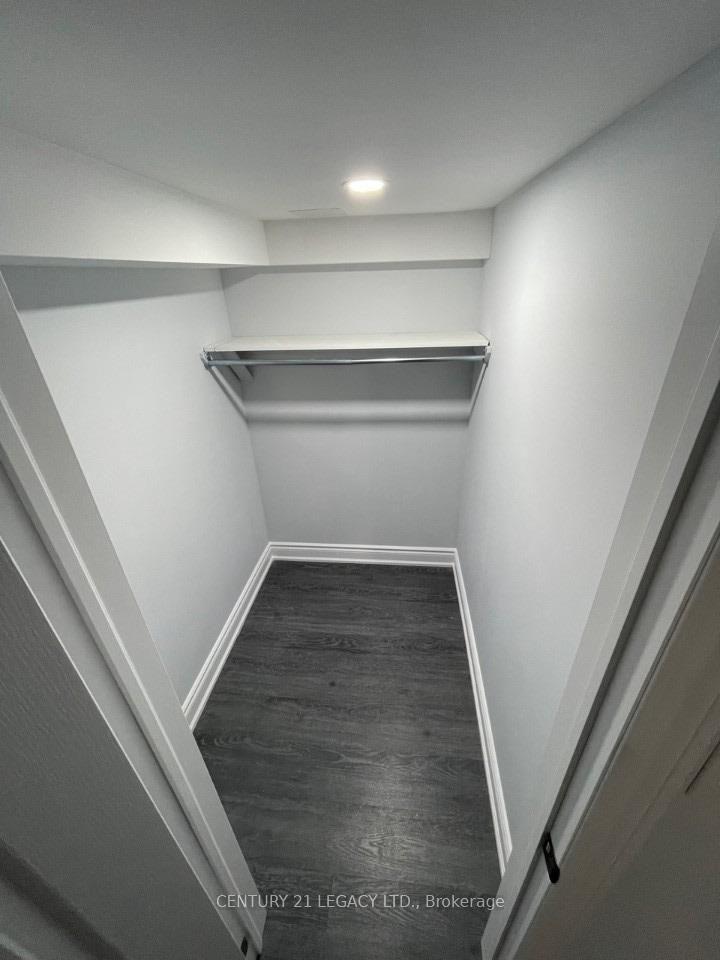 Photo 11 of 82 Ferncroft Place E, Brampton, Fletcher's Meadow — HOMEH