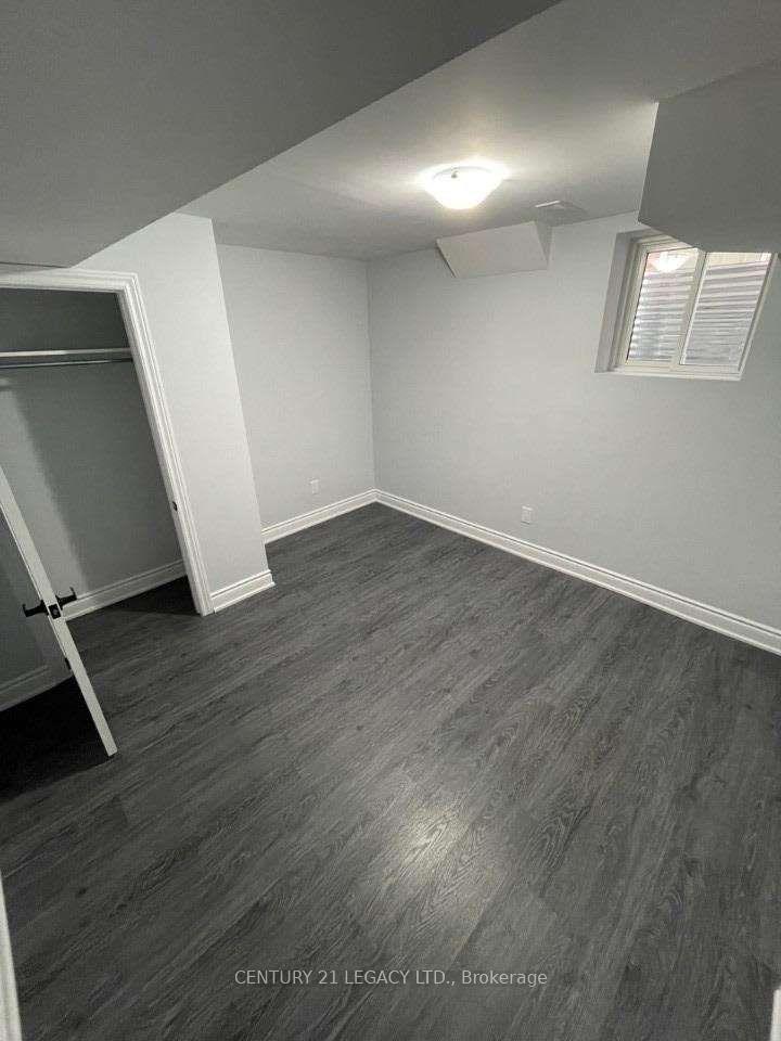 Photo 14 of 82 Ferncroft Place E, Brampton, Fletcher's Meadow — HOMEH