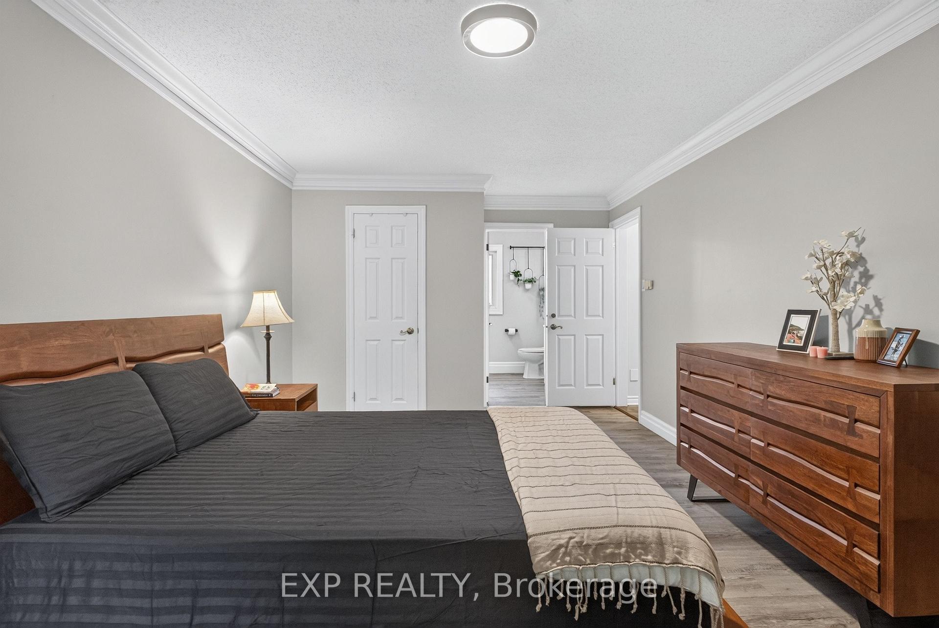 Photo 21 of 1531 Michaelsem Street, Ottawa, Chateauneuf — HOMEH