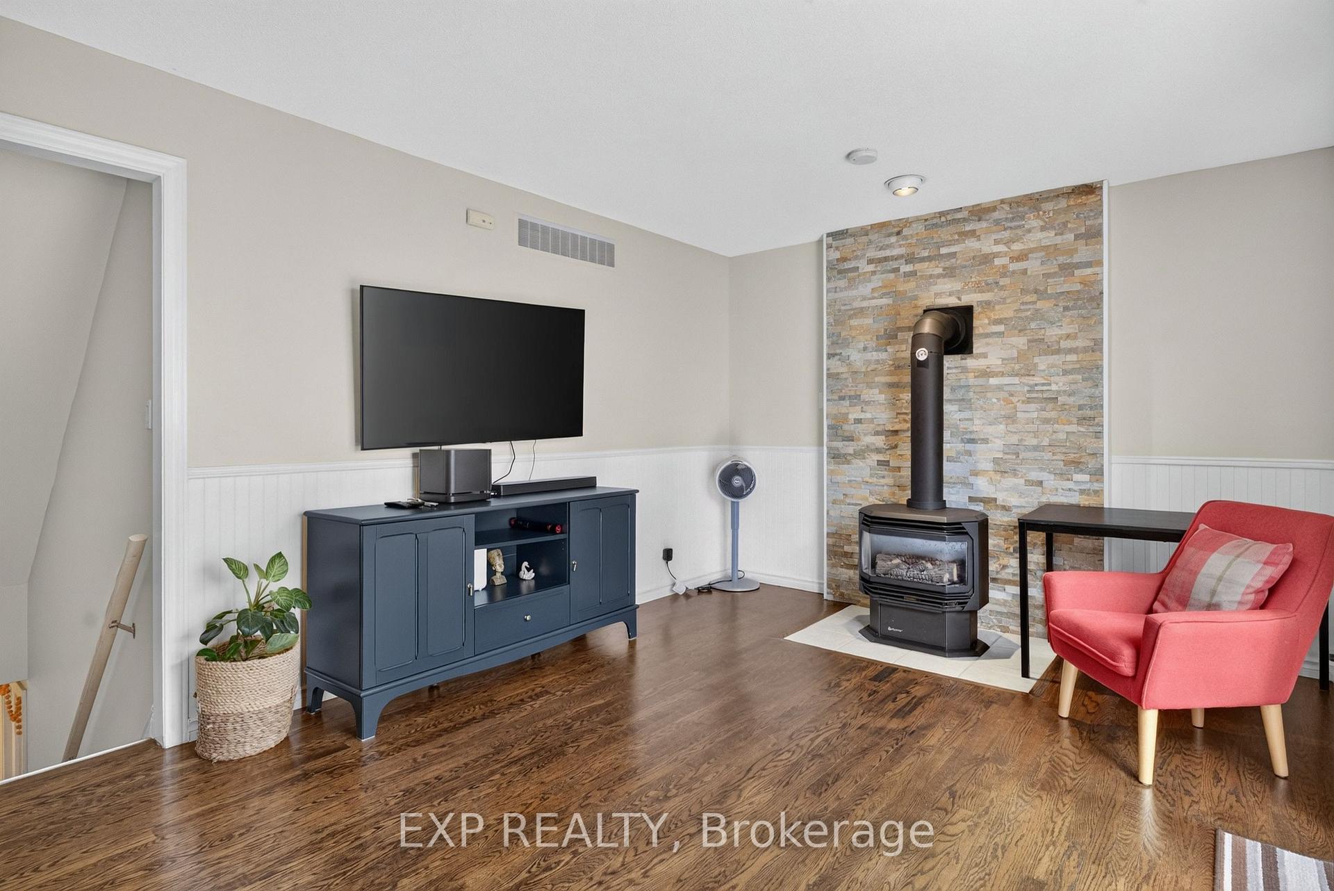 Photo 35 of 1531 Michaelsem Street, Ottawa, Chateauneuf — HOMEH