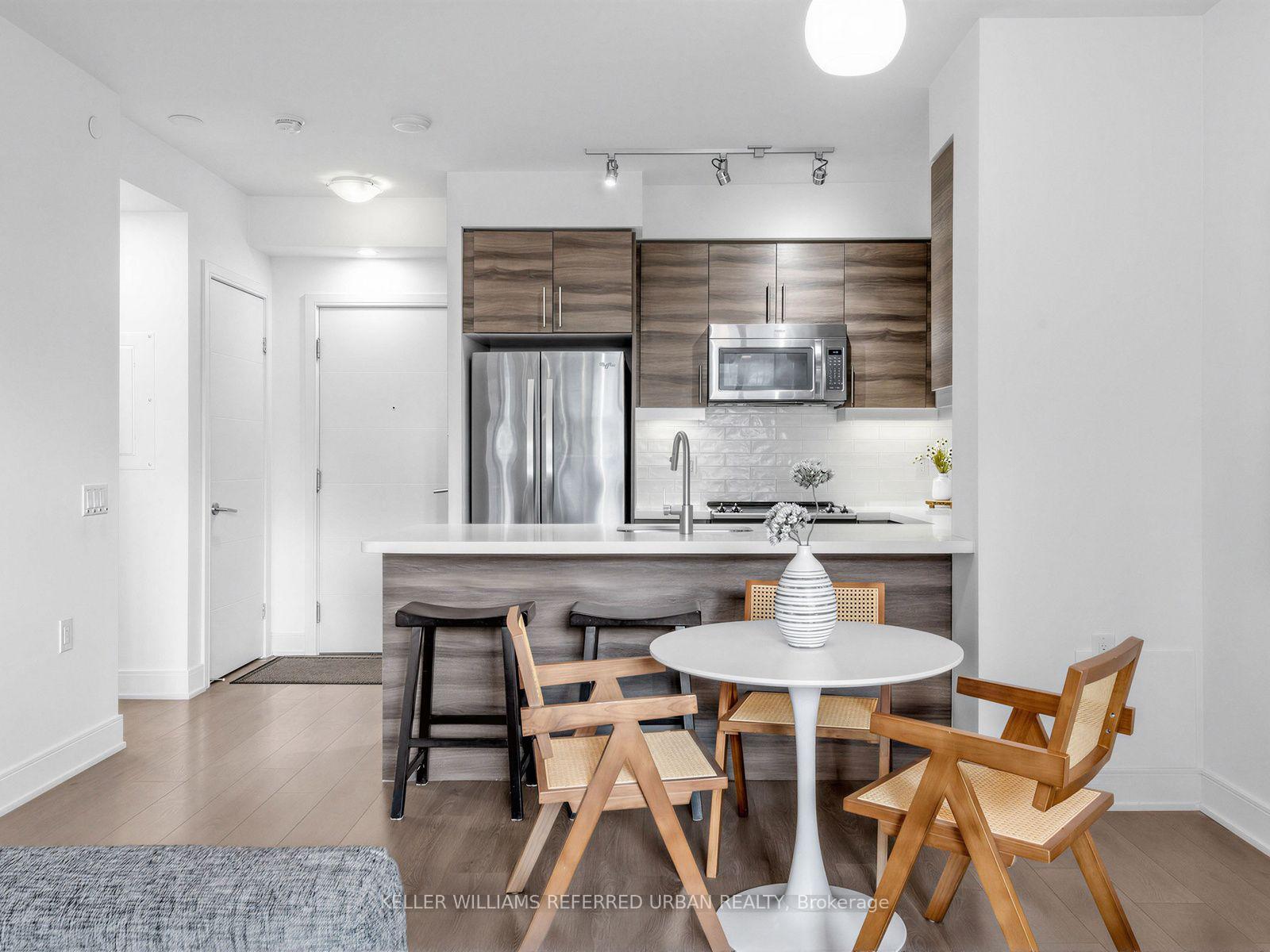 Photo 6 of Unit 919, 525 Adelaide Street W, Toronto, Waterfront Communities — HOMEH