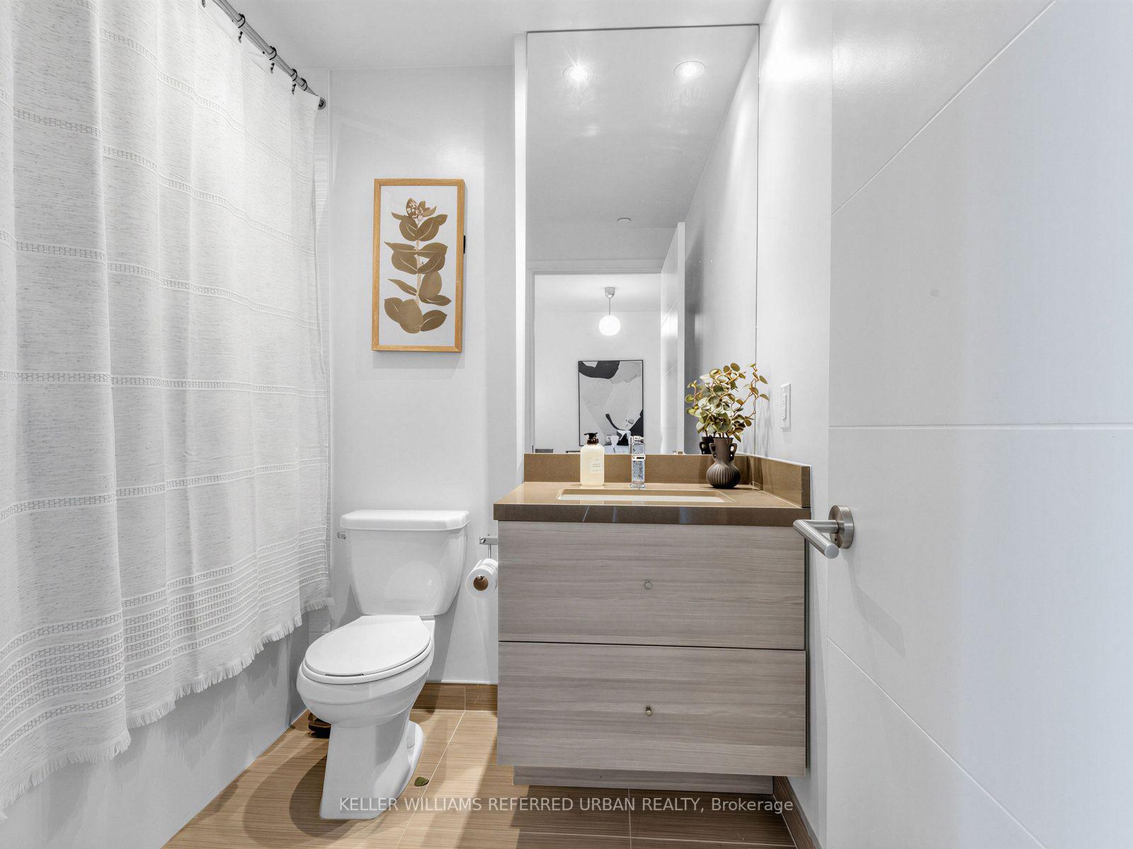 Photo 17 of Unit 919, 525 Adelaide Street W, Toronto, Waterfront Communities — HOMEH