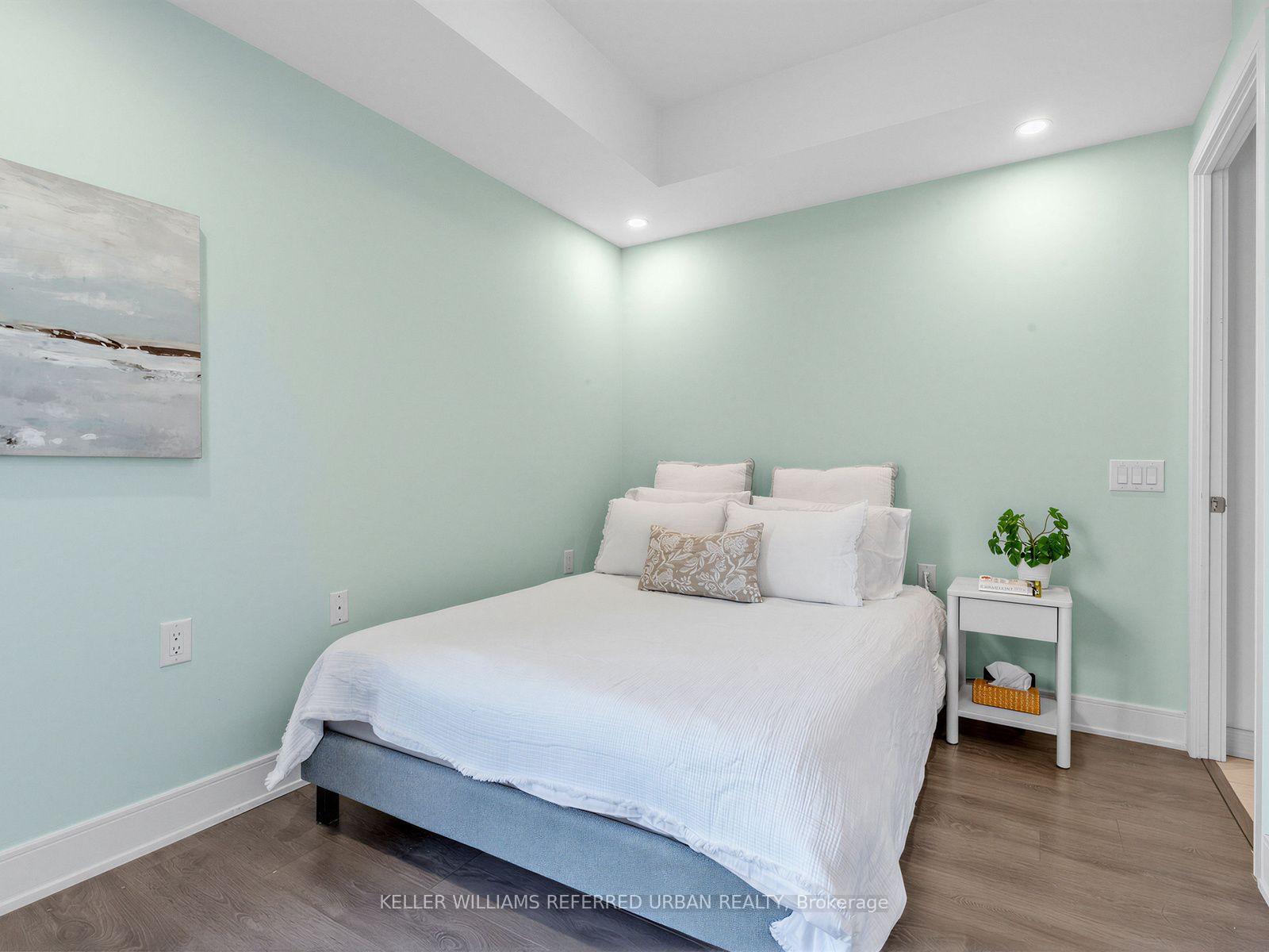 Photo 13 of Unit 919, 525 Adelaide Street W, Toronto, Waterfront Communities — HOMEH